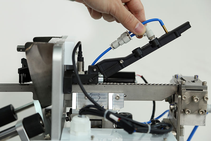 自動(dòng)打螺絲機(jī) 自動(dòng)鎖螺絲機(jī)